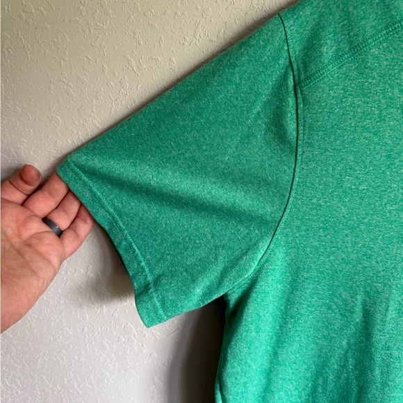 Men’s M Green Oakley Tailored Fit Short Sleeve Lightweight Polo - Picture 3 of 6